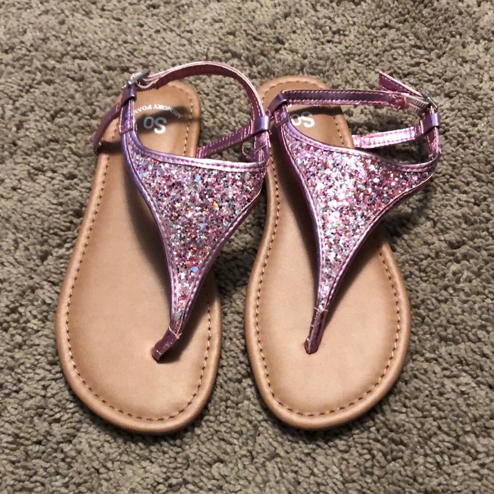 Adorable girls size 3 sandals- Never Worn